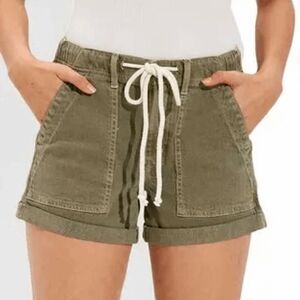 American Eagle Women's AE Low Rise Denim Tomgirl Shorts Olive Green size 10